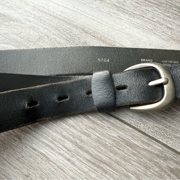 Vintage Black Premium Leather Belt Made in Canada - Picture 4 of 14